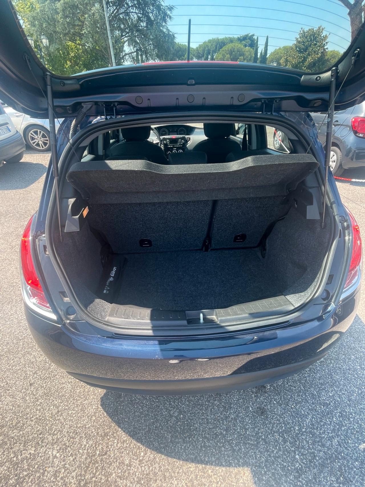 Lancia Ypsilon 1.0 FireFly 5 porte S&S Hybrid Ecochic UnYca BLUETOOTH CLIMA MULTIFUNZIONE