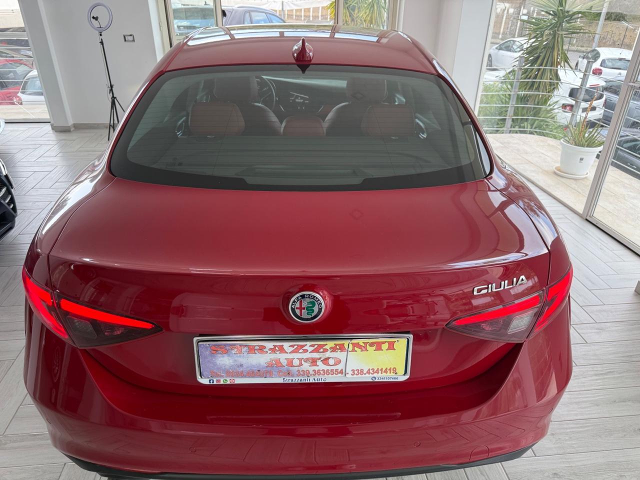 Alfa Romeo Giulia 2.2TurboD150cv ROSSO FERRARI+CARTIER2019