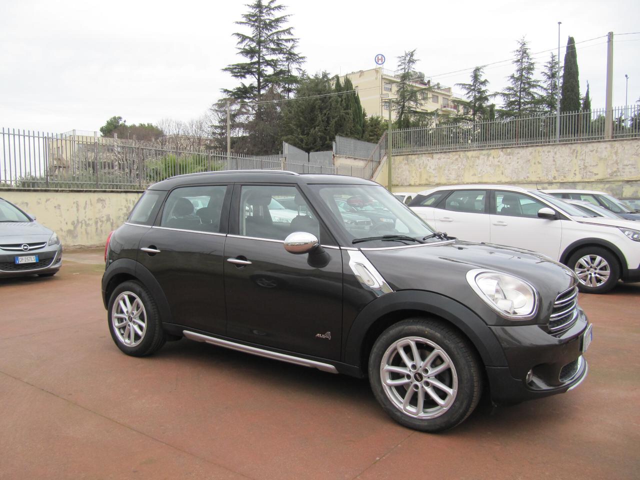 Mini Cooper D Countryman 2.0 Business XL Automatica