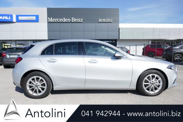 MERCEDES-BENZ A 180 d Automatic Sport "SOLO 9.360 KM"