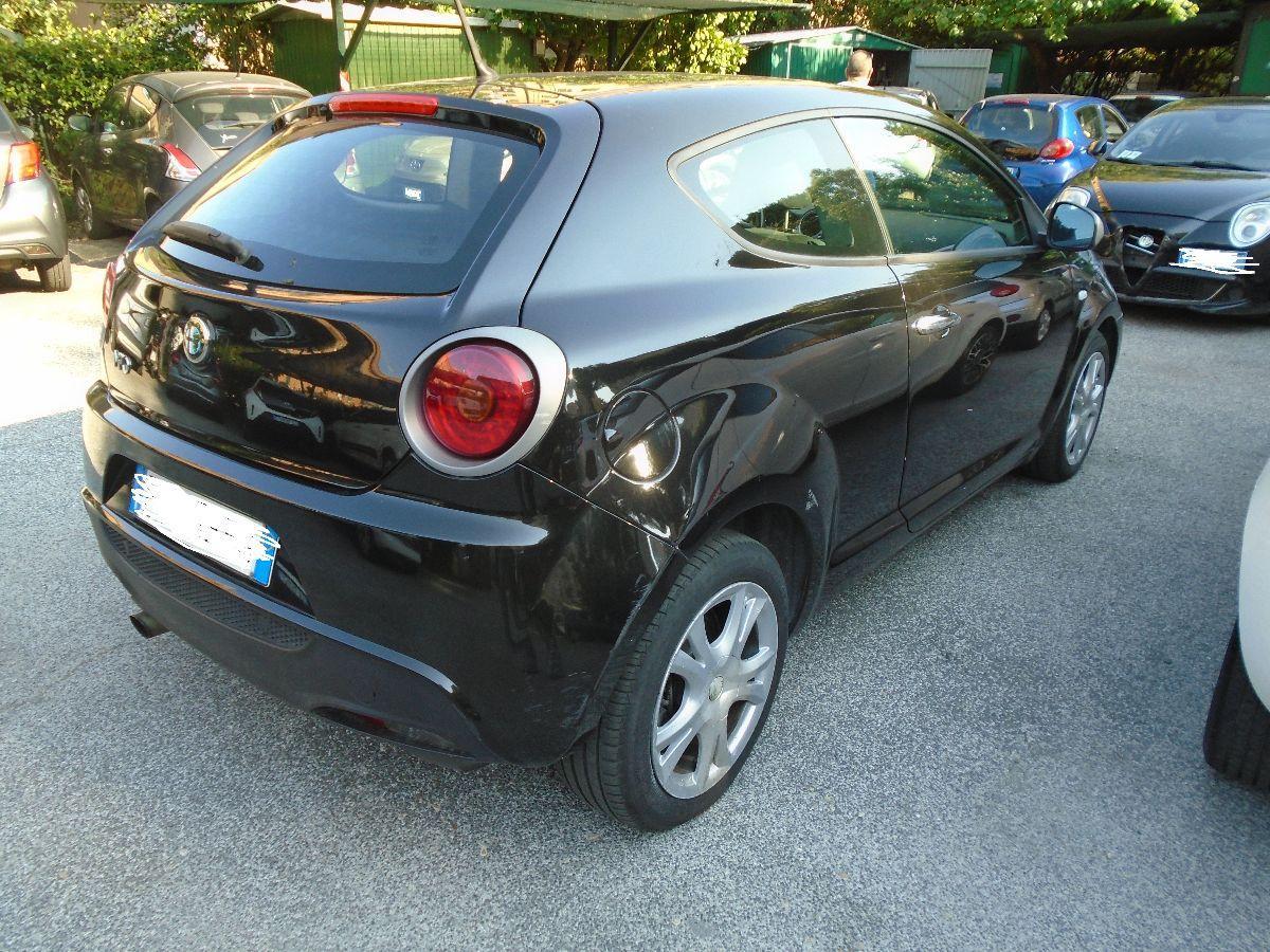 ALFA ROMEO MiTo'12 1.3 jtdm-2 BlackLine Collection 95cv