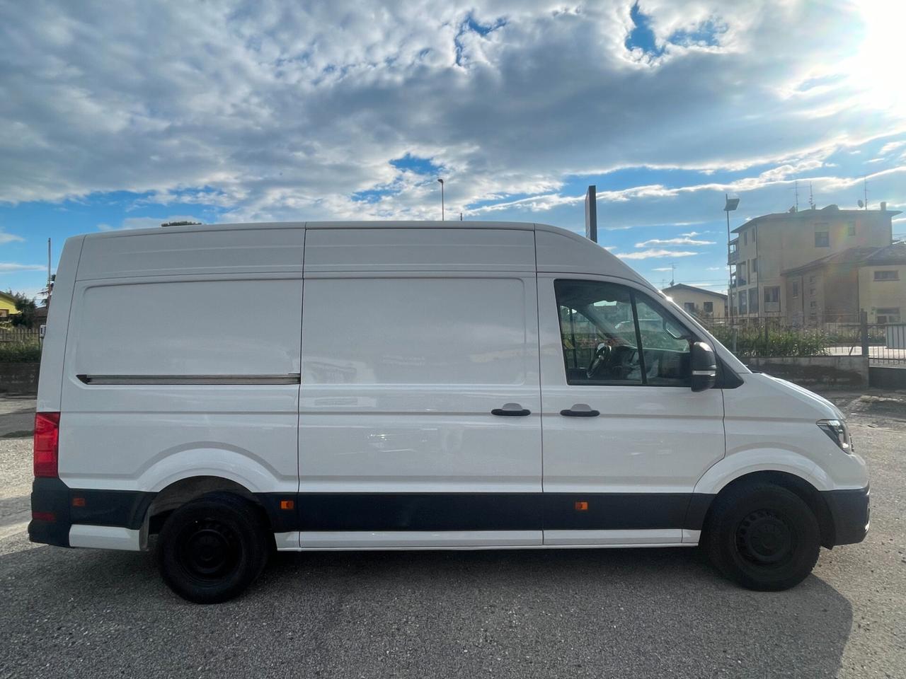 Volkswagen Crafter 35 2.0 TDI 140CV PL-TA L3H3