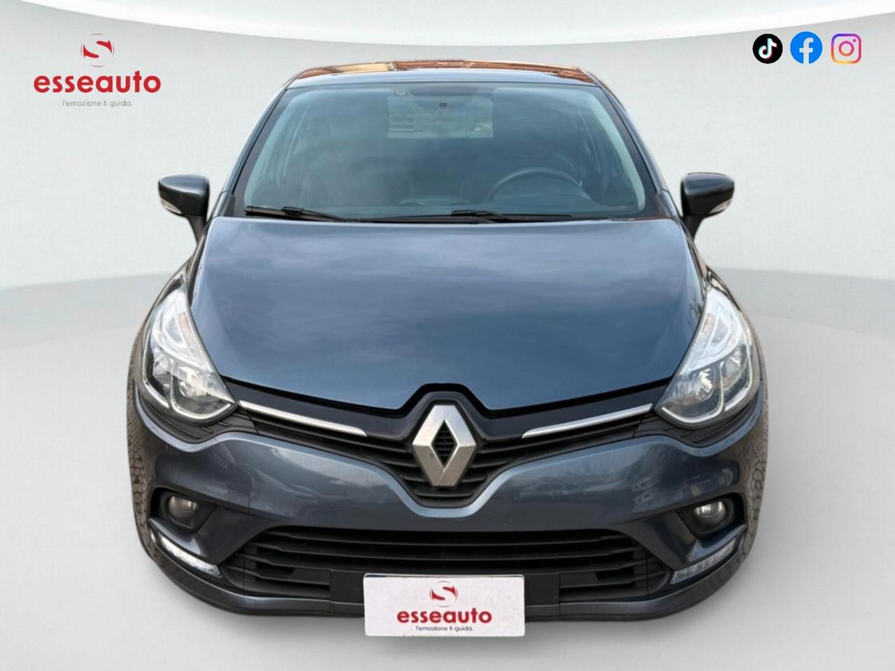 Renault Clio dCi 8V 75 CV 5 porte Moschino Intens