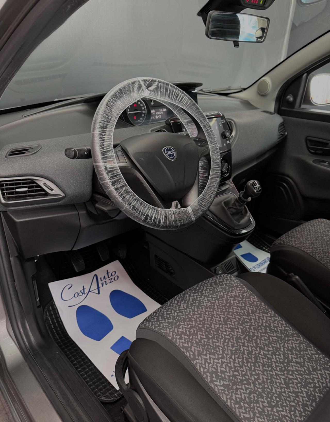 Lancia Ypsilon 1.0 Hybrid Ecochic Gold 2022