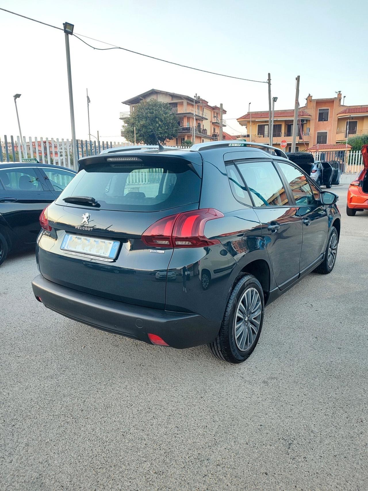 Peugeot 2008 1.2 bz Active 82cv con 79.000 Chilometri