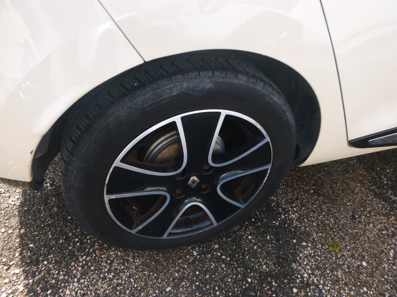 Renault Clio dCi 8V 75 CV Start&Stop 5 porte Energy Duel