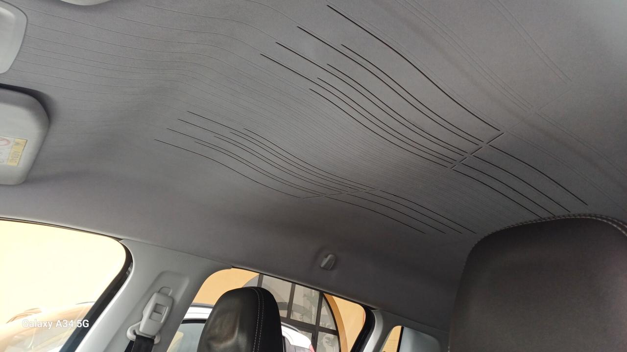 Peugeot 2008 BlueHDi 100 Allure