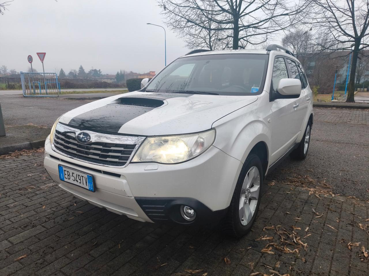 SUBARU FORESTER 2,0 4X4 DIESEL-GANCIO DI TRAINO
