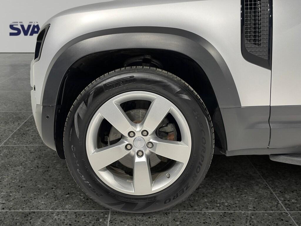Land Rover Defender VII 2020 110 First Edition awd 240cv 7 Posti
