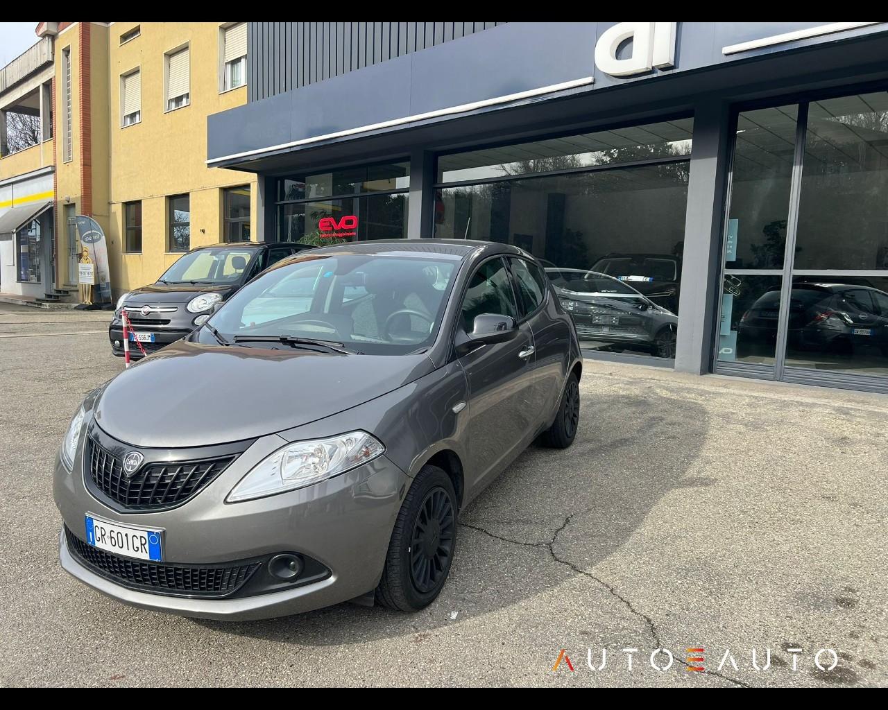 LANCIA YPSILON 1.0 FIREFLY HYBRID SILVER S&S 70CV
