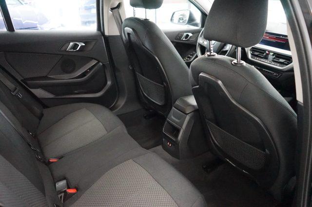 BMW 116 d 5p. Business Advantage