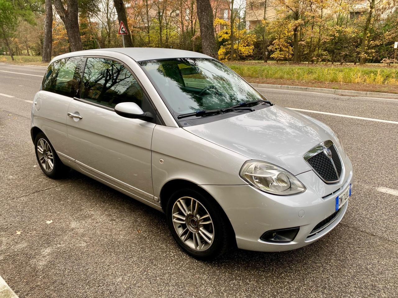 Lancia Ypsilon 1.3 diesel - 2008