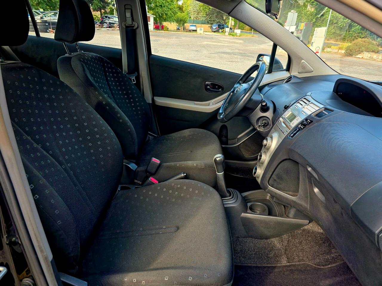 Toyota Yaris 1.0 5 porte Now 2009-E4 Manuale NEO