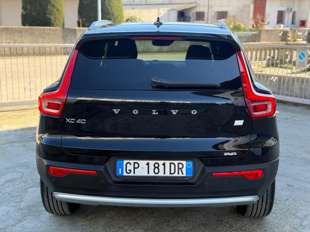Volvo XC40 T4 1.5 Plug-in Hybrid 2023 50 KM ELETTRICO