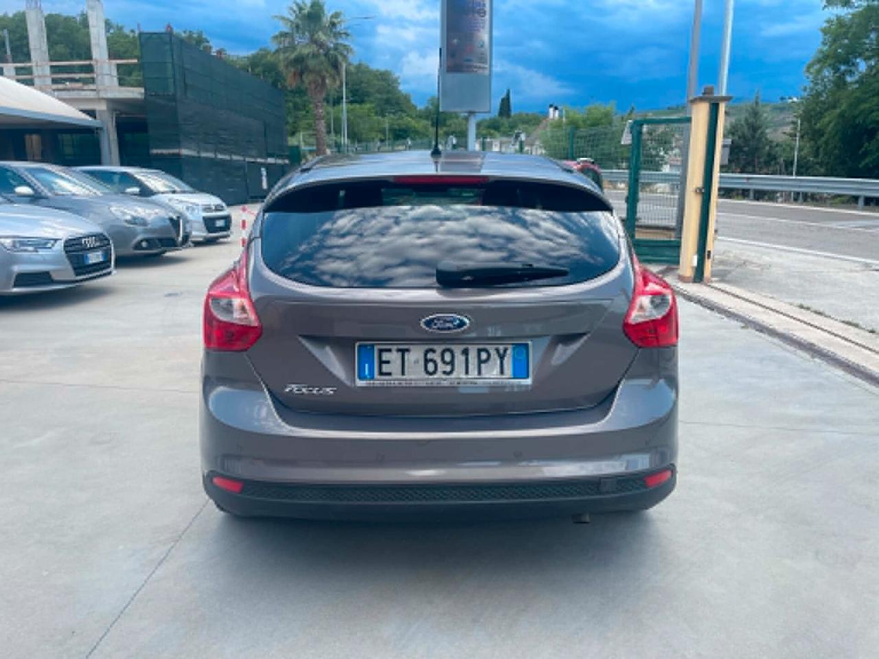 Ford Focus 1.6 120 CV GPL Titanium