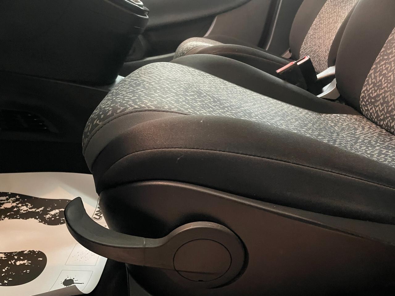 Lancia Ypsilon UNICO PROPRIETARIO - NEOPATENTATI