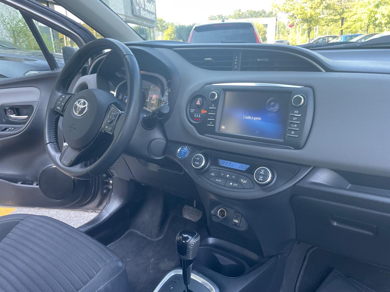 Toyota Yaris 1.5 Hybrid 5 porte*Automatik*Neopatentati*