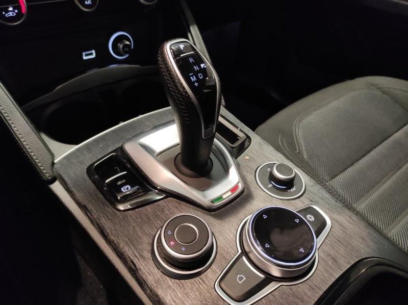 ALFA ROMEO Stelvio - Stelvio 2.2 Turbodiesel 160 CV AT8 RWD Super
