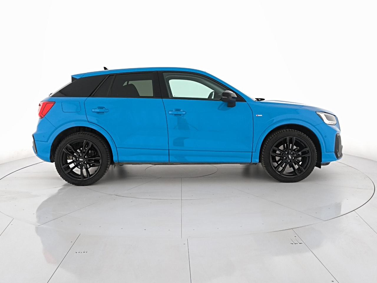 Audi Q2 35 1.5 tfsi Identity Black