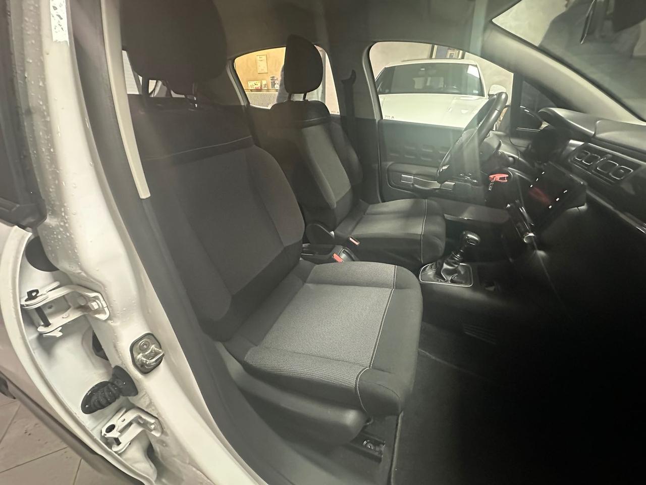 Citroen C3 Shine Pack 1.5 Blue HDi 100 #8403