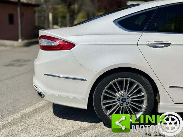 FORD Mondeo Full Hybrid 2.0 187 CV eCVT 4 porte Vignale