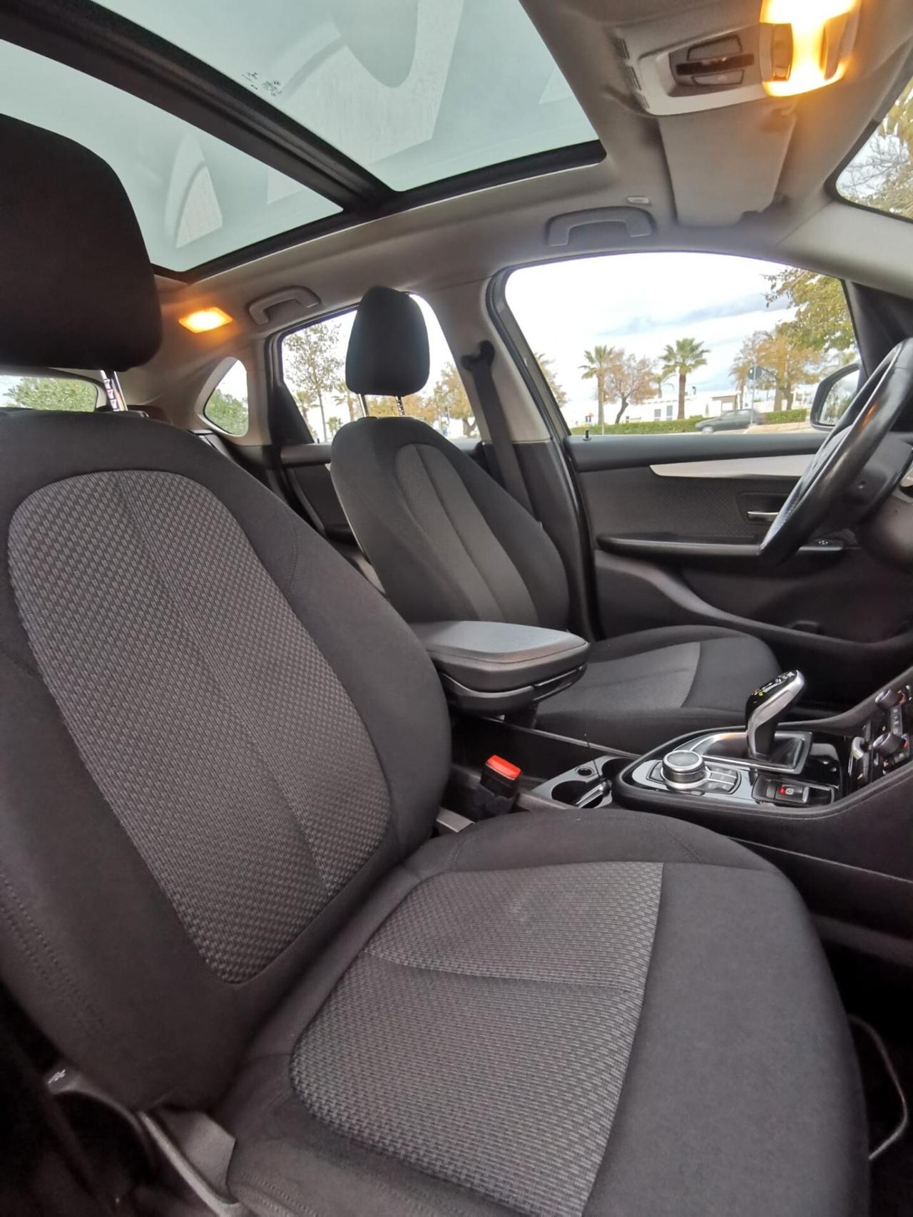 Bmw 216 Active Tourer Luxury autom. 12/2019