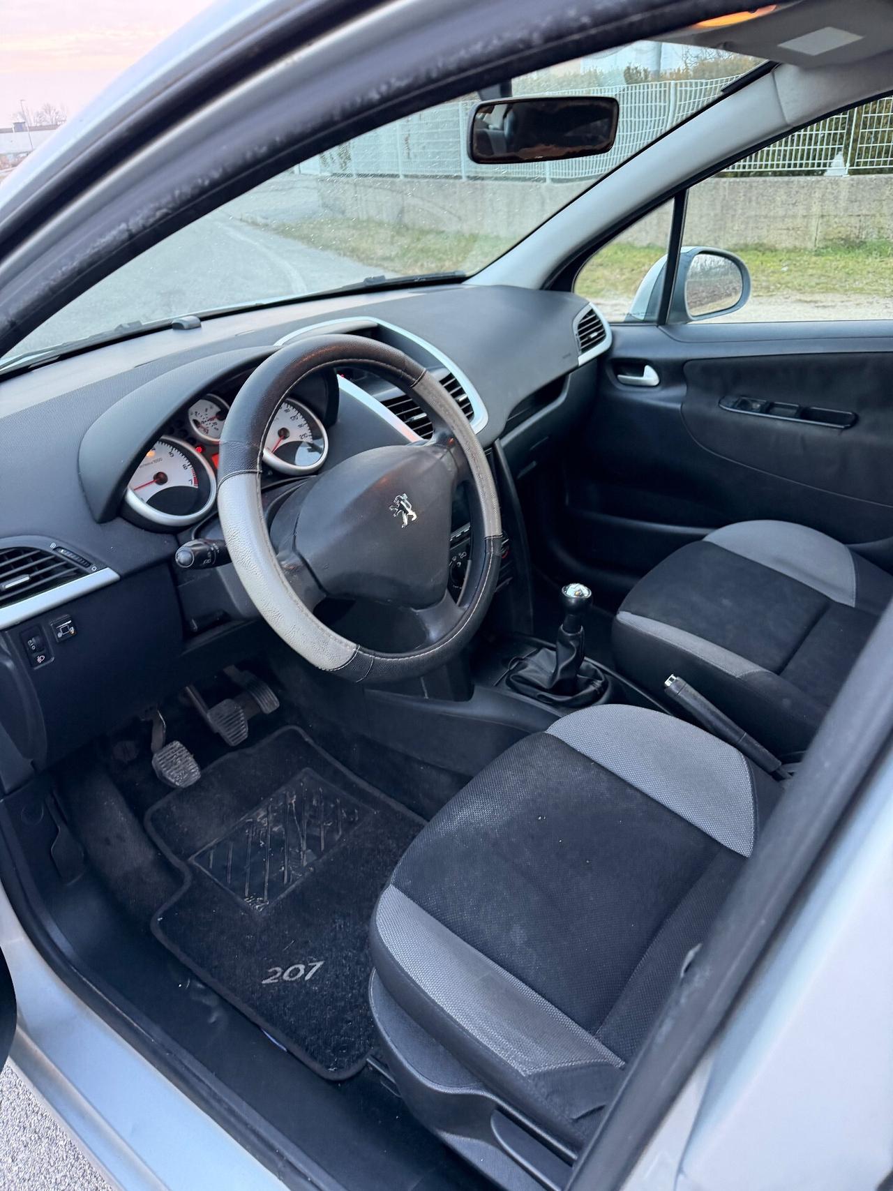 Peugeot 207 1.4 8V 75CV 3p. X Line ECO GPL