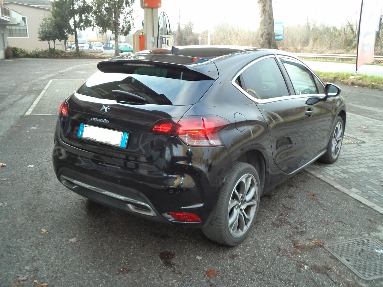 Ds DS4 4 1.6 e-HDi 115 So Chic AUTOMATICA CERCHI DA 18