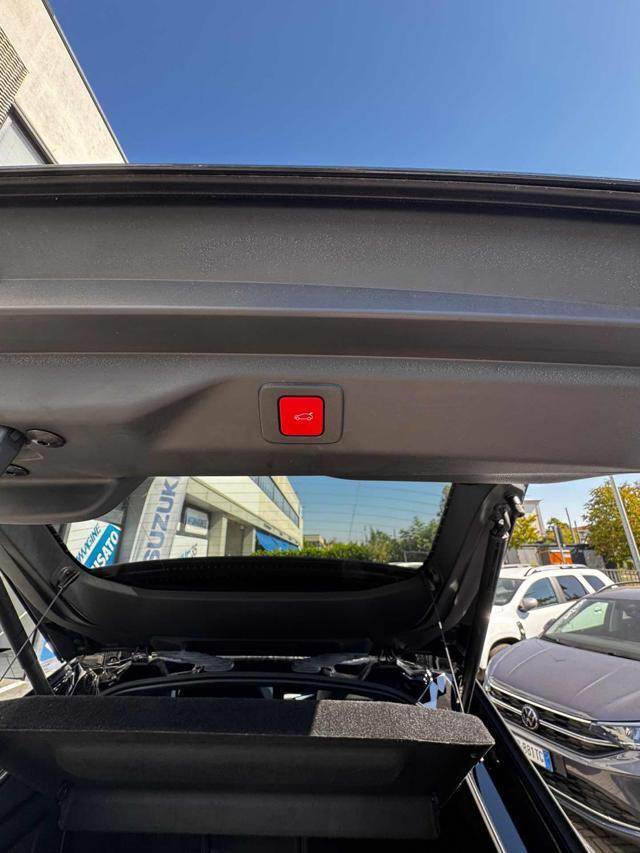 PEUGEOT 3008 Hybrid 136 e-DCS6 GT