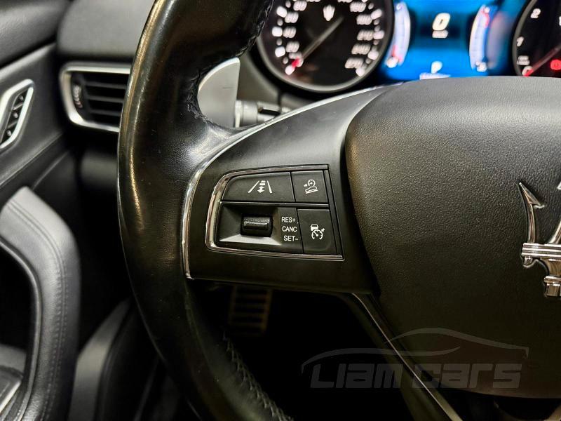 Maserati Levante 3.0 V6 275cv auto