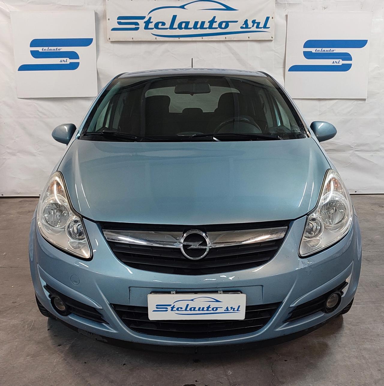 Opel Corsa 1.2 5 porte Cosmo