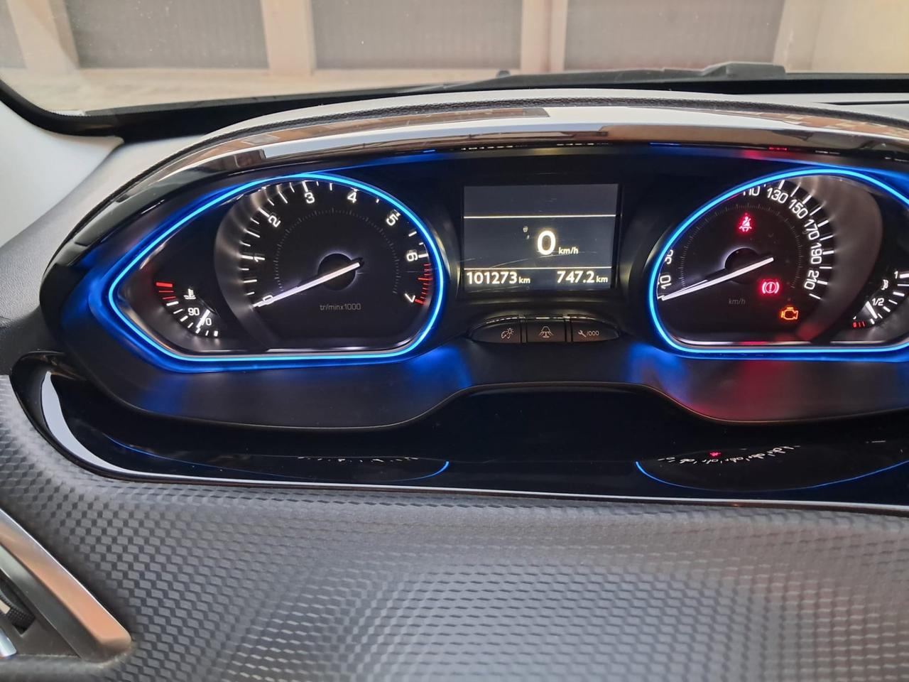 Peugeot 2008 MOTORE NUOVO CON FATTURA DIMOSTRABILE