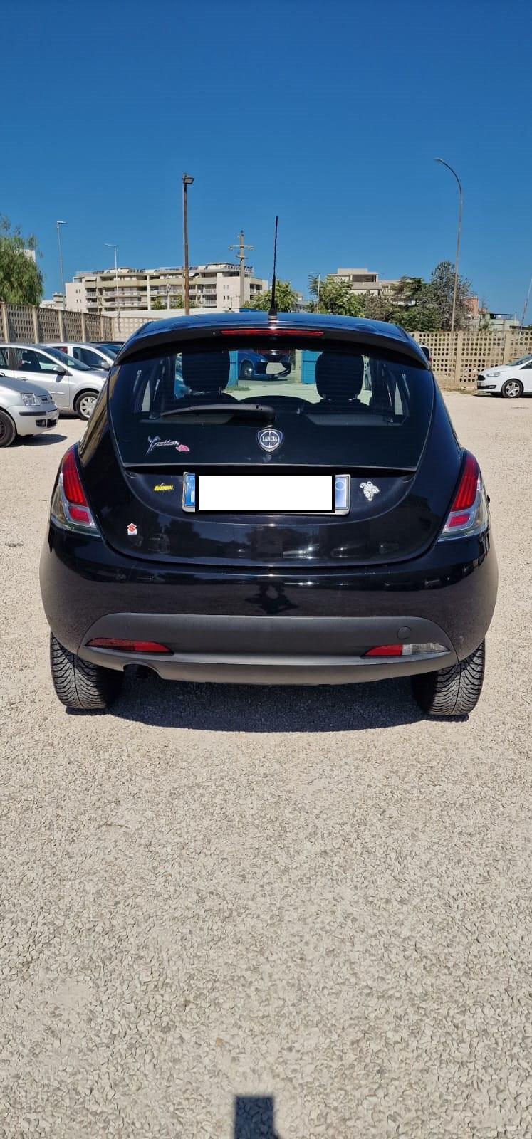 Lancia Ypsilon 0.9 TwinAir 85 CV Metano Ecochic Elefantino