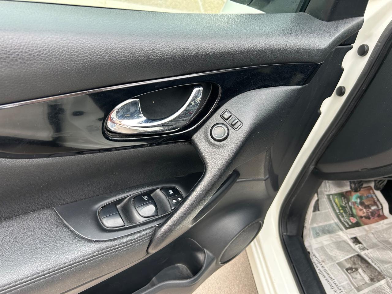 Nissan Qashqai 1.6 dCi 4WD 360