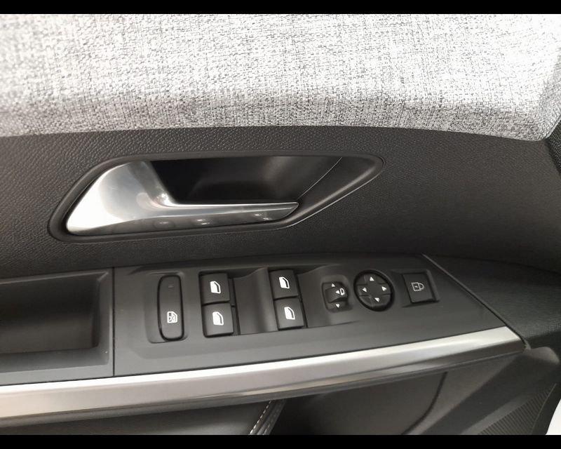 Peugeot 3008 III 2024 1.2 hybrid Allure 136cv e-dcs6