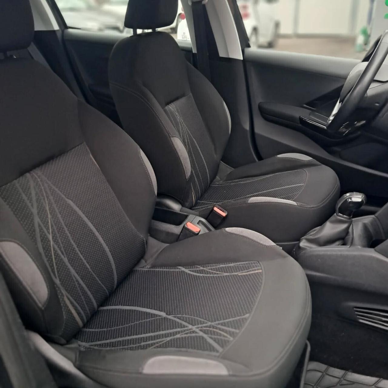 Peugeot 208 1.4 HDi 68 CV 5 porte Active