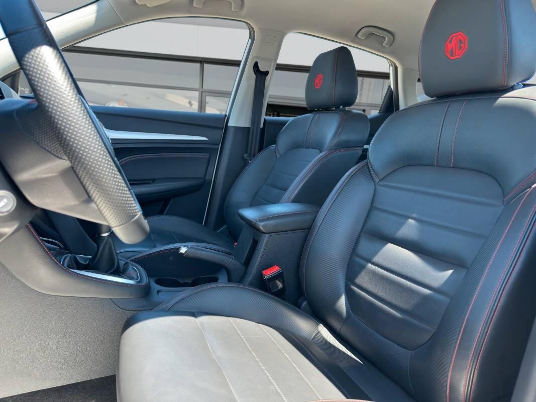 Mg ZS 1.5 Classic Luxury con Telecam e CarPlay