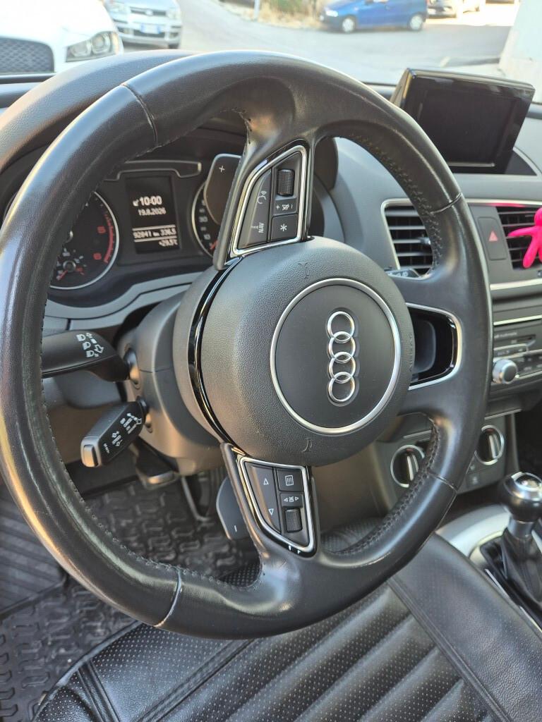 Audi Q3 2.0 TDI 150 CV S tronic Sport