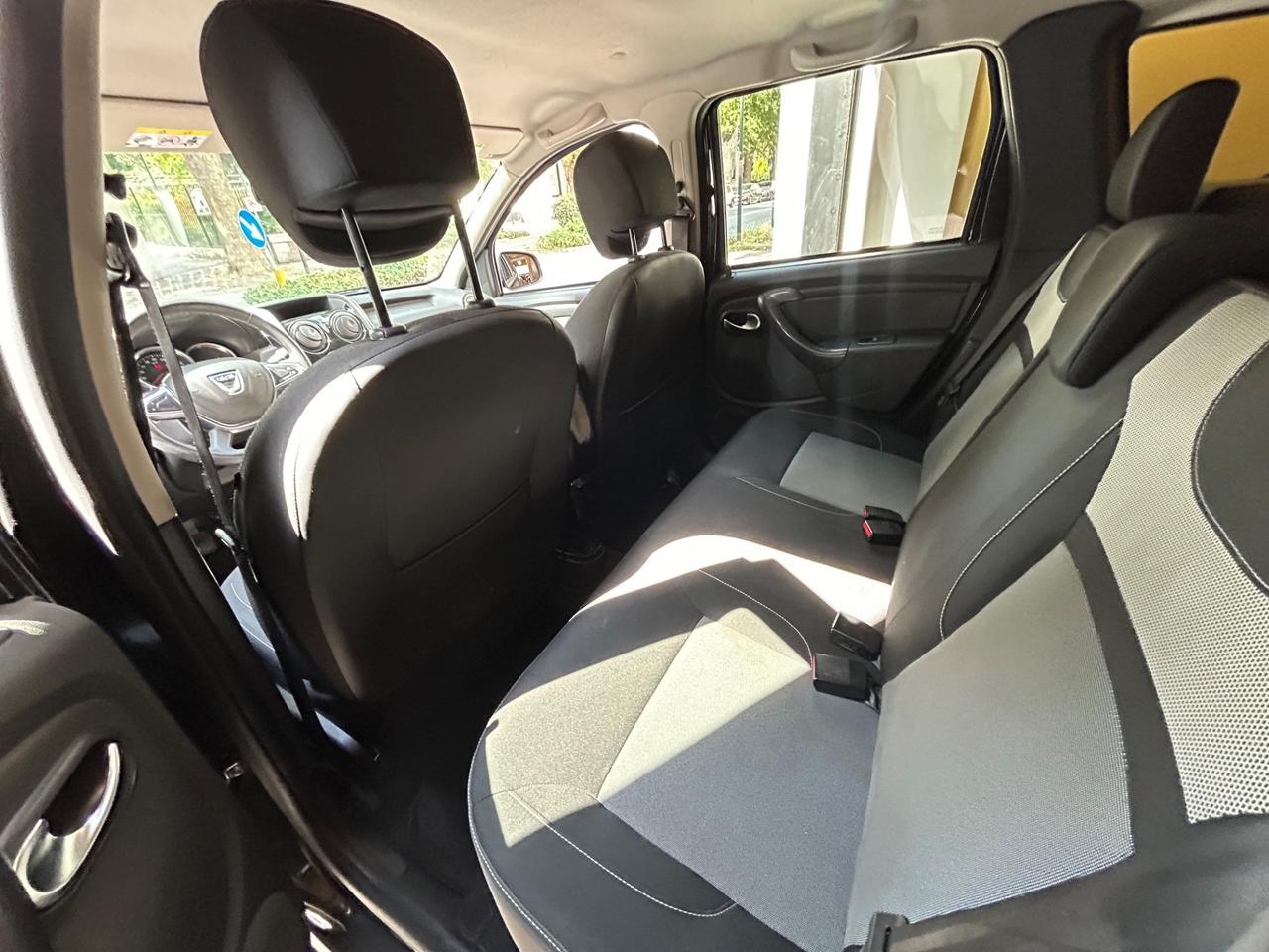 Dacia Duster 1.2 TCe Black Shadow 125cv S&S 4x2 - EURO 6B!!!