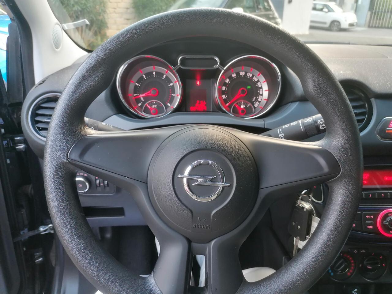 Opel Adam 1.2 70 CV