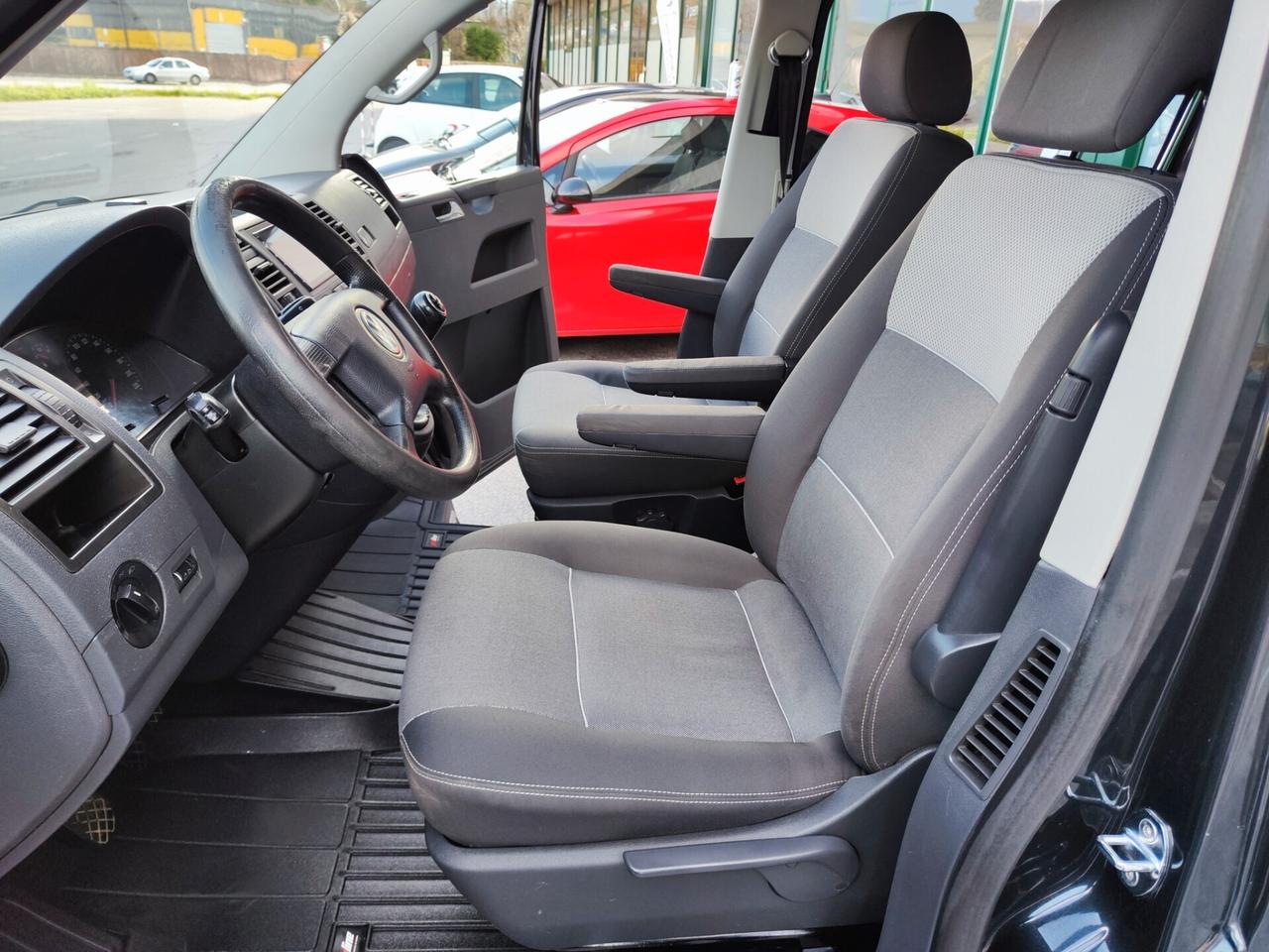Volkswagen T5 Multivan 2.5 TDI 130cv 7 posti