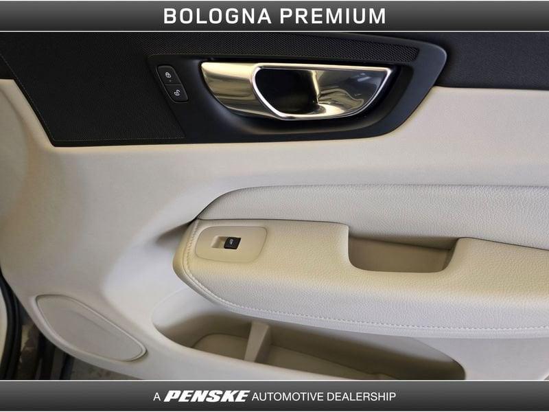 Volvo XC60 B4 (d) AWD Geartronic Momentum Pro