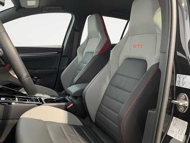 Volkswagen Golf GTI Mark 8 Facelift (2024) 2.0TSI 265CV DSG - IVA ESPOSTA