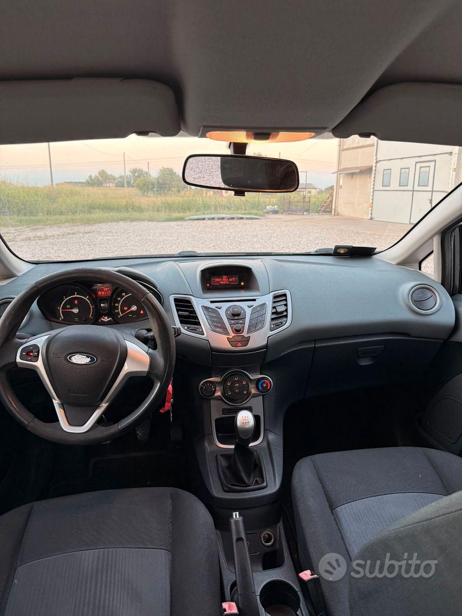 Ford Fiesta 1.4 Diesel - Ideale per neopatentati