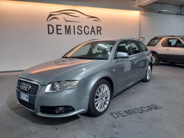 Audi A4 3.0/233CV TDI S line interno e esterno