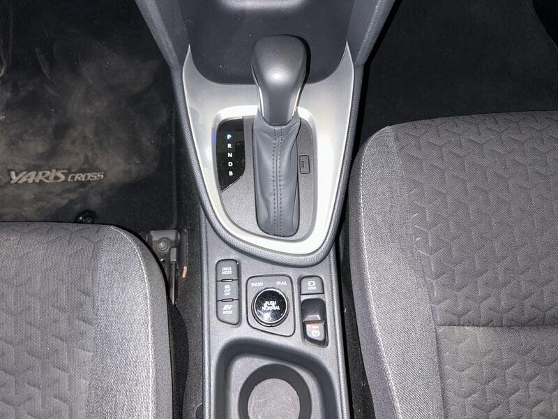 Toyota Yaris Cross 1.5 Hybrid 5p. E-CVT AWD-i Trend
