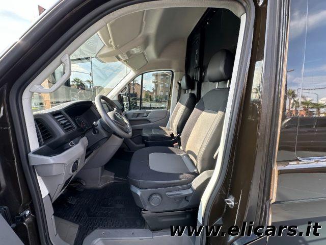 VOLKSWAGEN Crafter 30 2.0 TDI 140CV PL-TA L3H3 Furgone