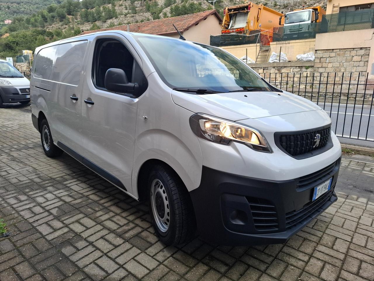 PEUGEOT EXPERT PREMIUM LONG FRIGO