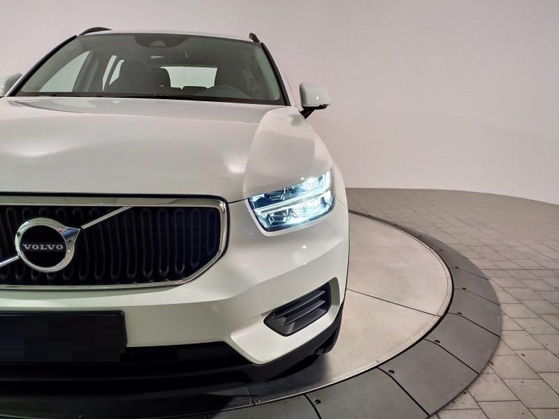 VOLVO Xc40 T2 Momentum Core
