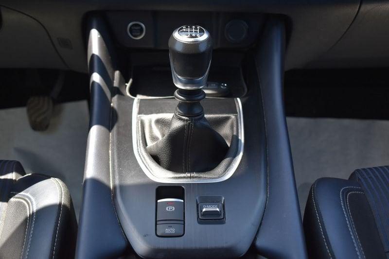 Nissan Qashqai MHEV 140 CV Tekna